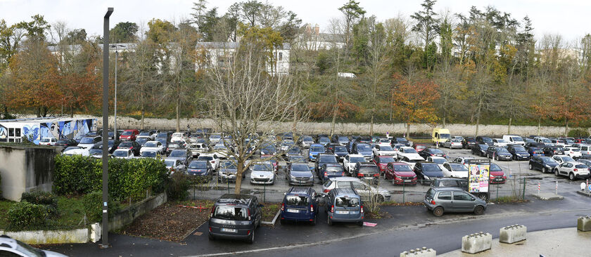 Evolution de la réglementation sur le parking Michel-Gloaguen : démarrage des travaux